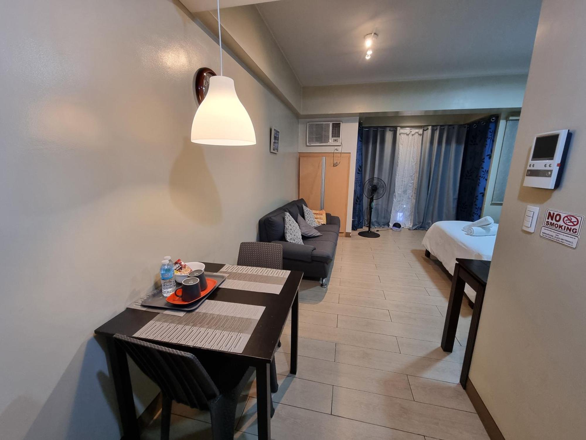 Palm Tree Condos Near Mnl Airport Terminal 3 By Elr Manila Zewnętrze zdjęcie