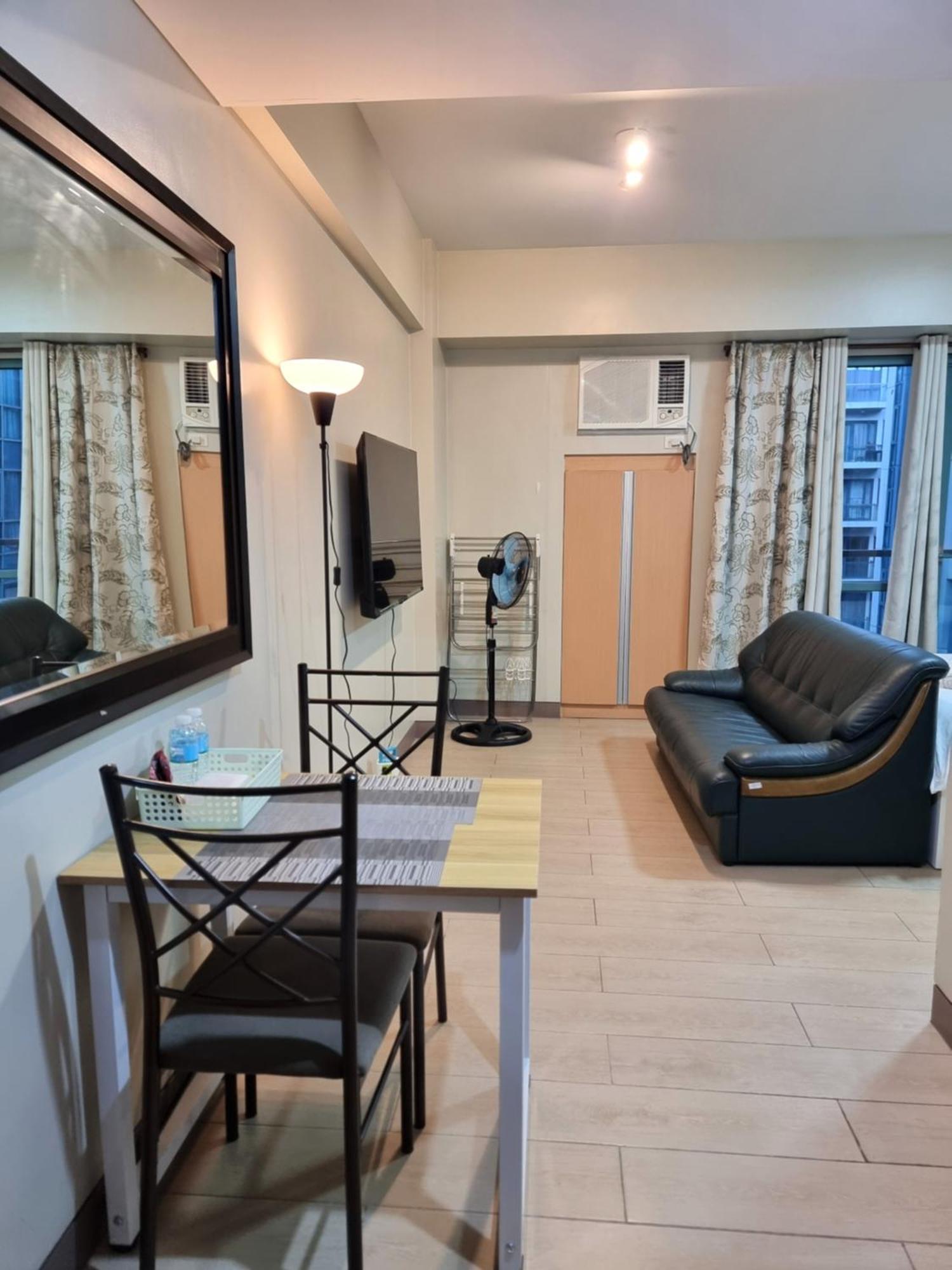 Palm Tree Condos Near Mnl Airport Terminal 3 By Elr Manila Zewnętrze zdjęcie