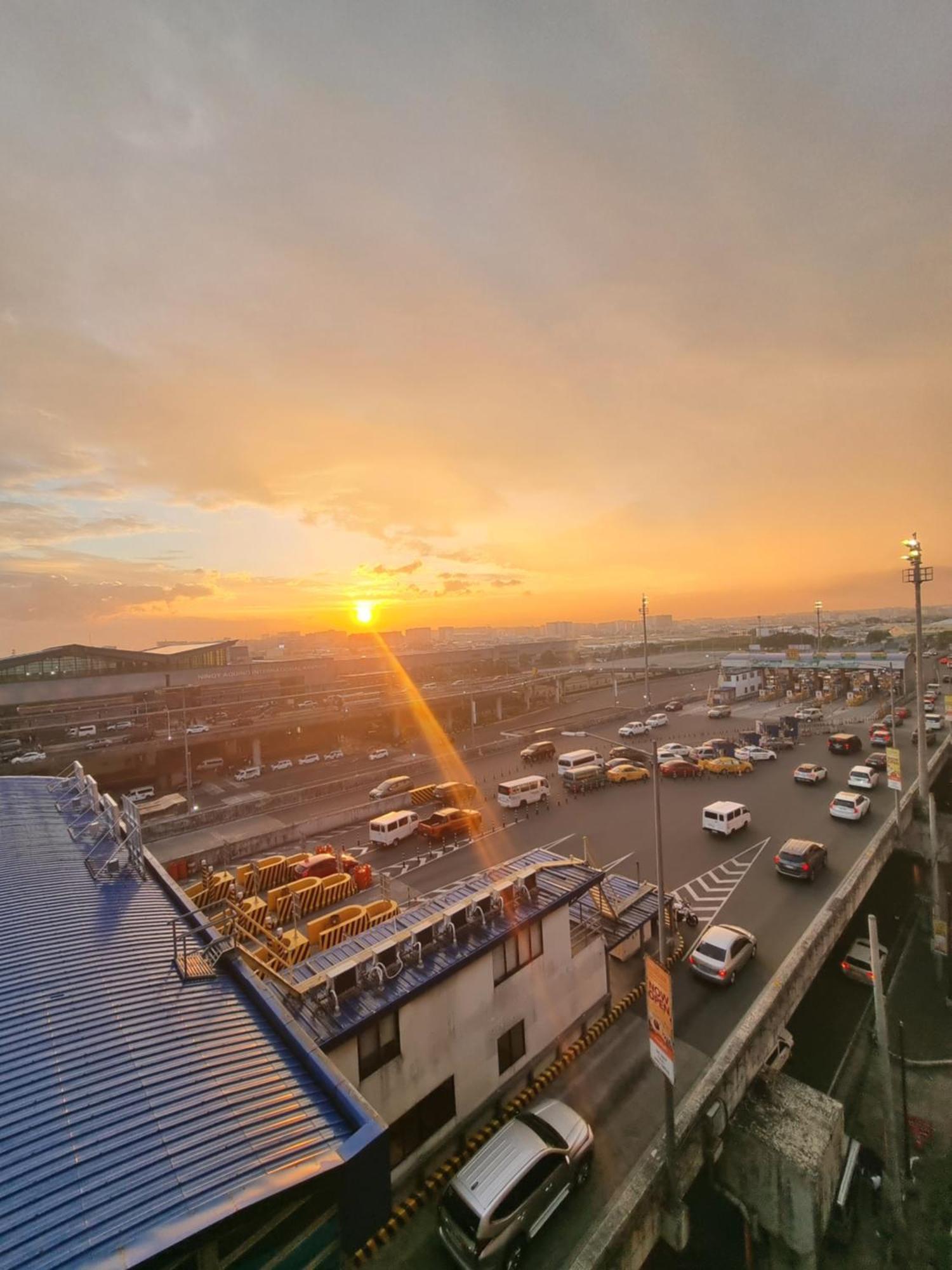 Palm Tree Condos Near Mnl Airport Terminal 3 By Elr Manila Zewnętrze zdjęcie